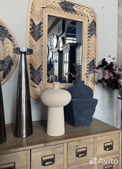 Керамическая ваза, интерьерный декор