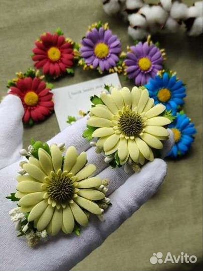 Цветы ромашки на резинке