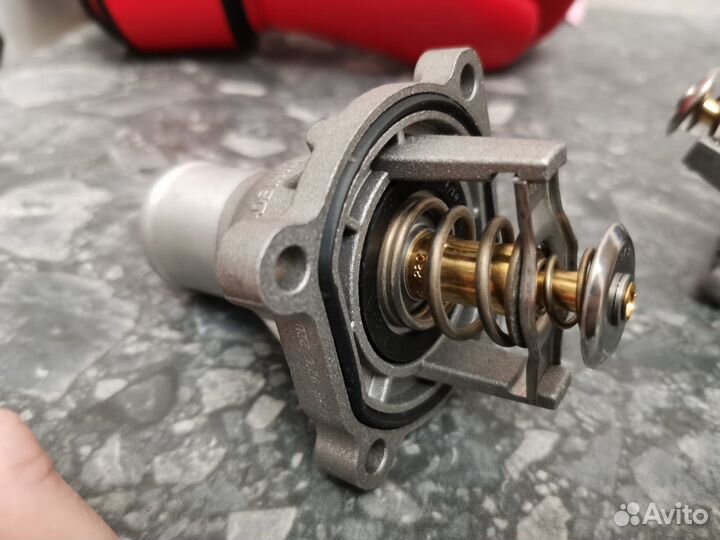 Термостат 92гр Опель Шевроле Альфа Ромео