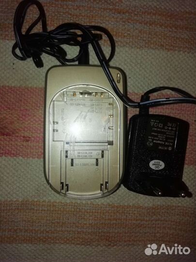 Многофункциональное зарядное устройство