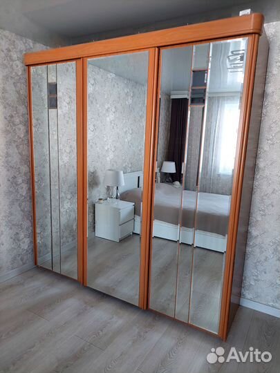 Шкаф платиной