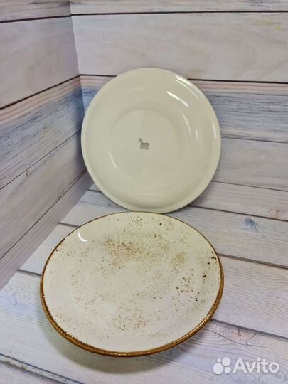 Тарелка мелкая