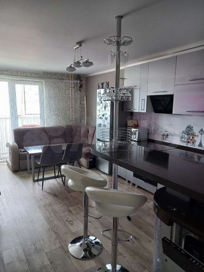 3-к. квартира, 89,9 м², 8/16 эт.