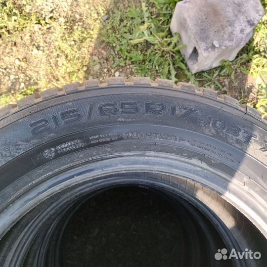 Nokian Tyres Hakkapeliitta 8 SUV 215/65 R17