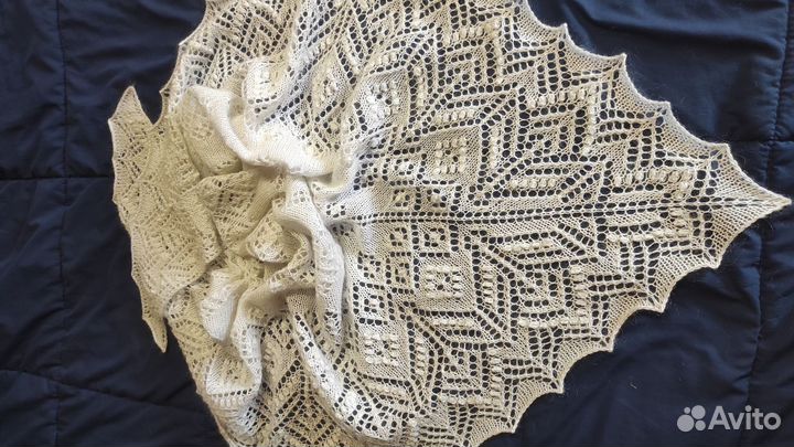 Пуховый платок шаль