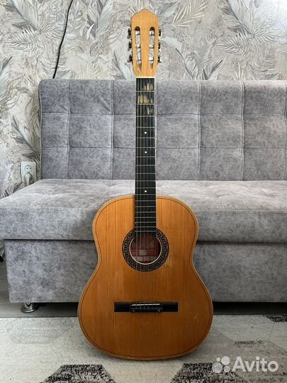 Гитара болгария Cremona