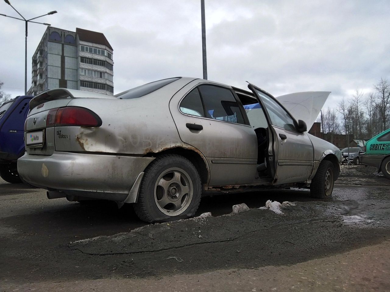 Nissan Sunny: фото владельца