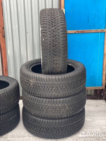 Pirelli Scorpion Winter 2 275/50 R21 113V