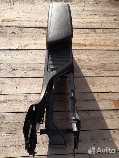 Подлокотник Kia Optima 3