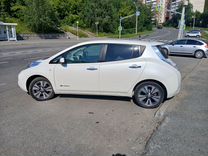 Nissan Leaf AT, 2012, 130 000 км, с пробегом, цена 510 000 руб.