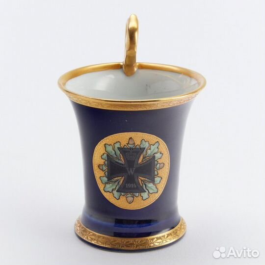 Tirschenreuth. Коллекционная фарфоровая чашка с кр