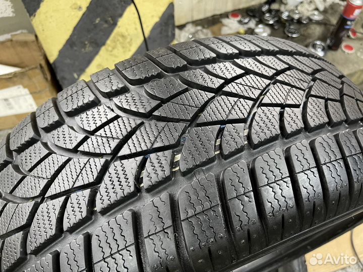 Dunlop SP Winter Sport 3D 235/45 R19