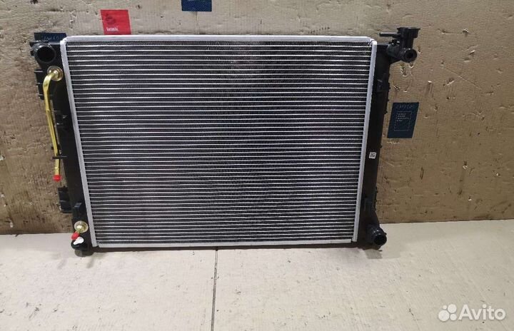 Радиатор двс Hyundai Sonata LF 2.0