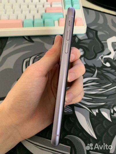 iPhone 11