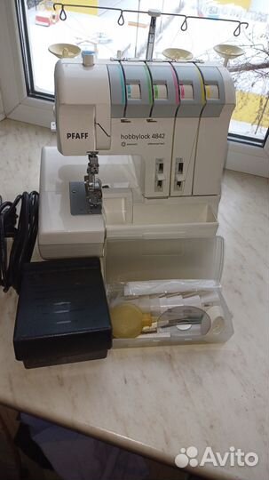 Швейная машинка оверлок бу