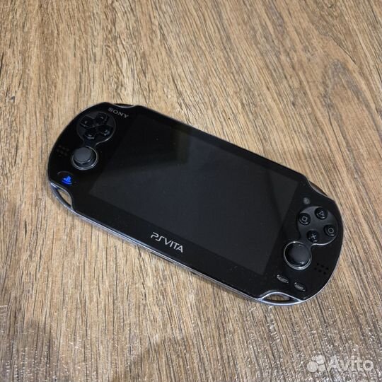 PS Vita PCH-1001 16Gb 3.65 Enso (Прошитая)