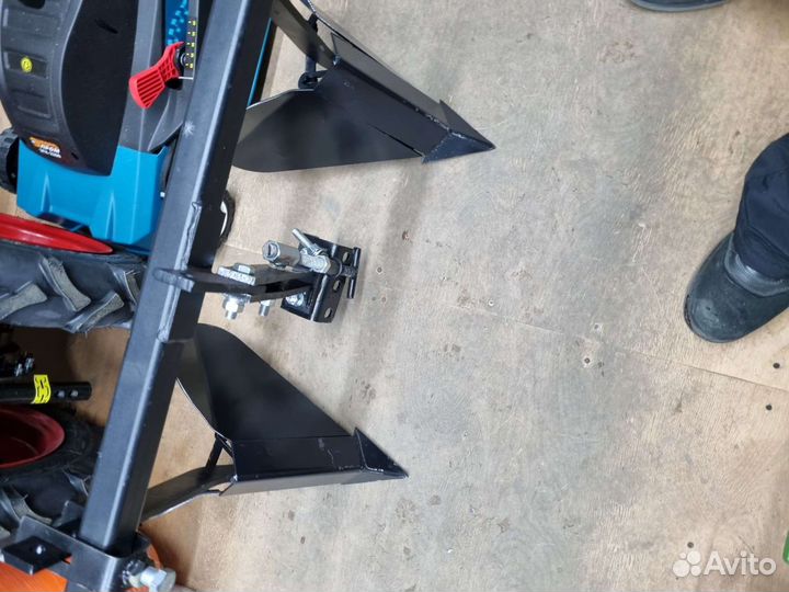 Окучник двухрядный