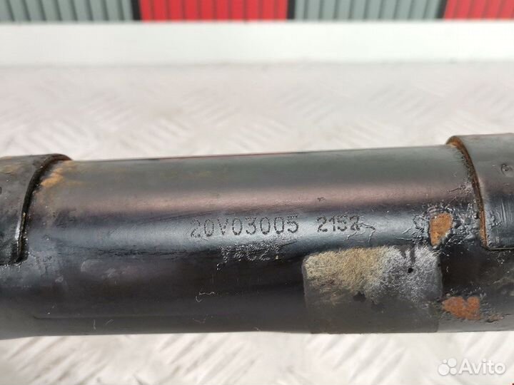 Стойка для Volkswagen Golf 4