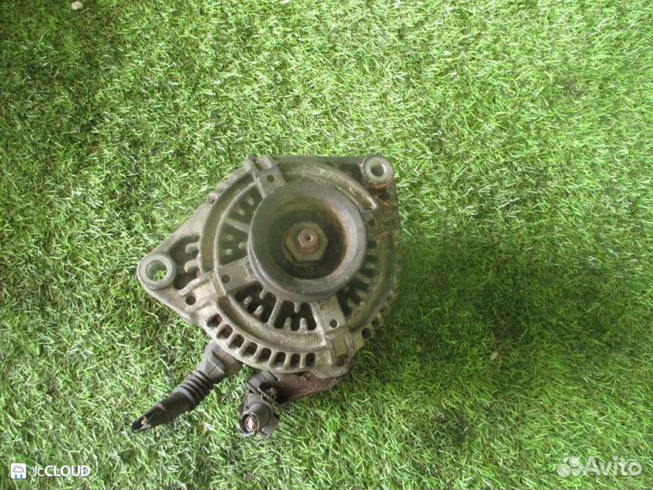 Генератор на toyota crown JZS179 2JZ-GE