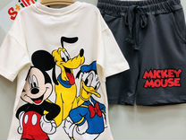 Костюм Zara новый с футболкой и шортами с Микки