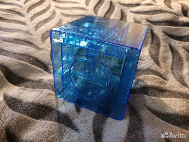 Лабиринт копилка