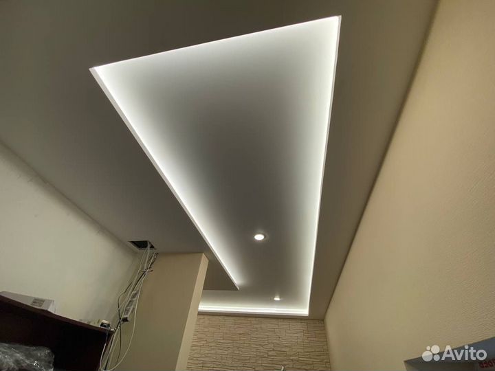 Монтажник натяжных потолков