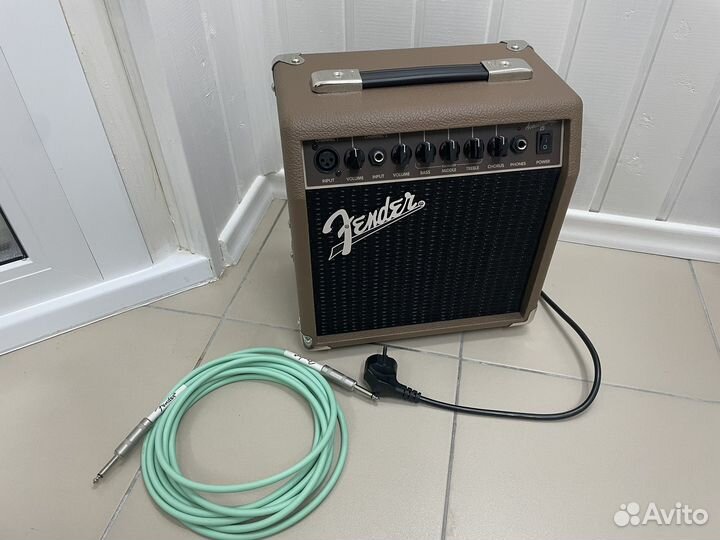 Комбоусилитель Fender Acoustasonic 15