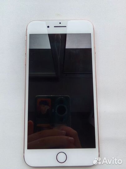 iPhone 8 Plus, 64 ГБ