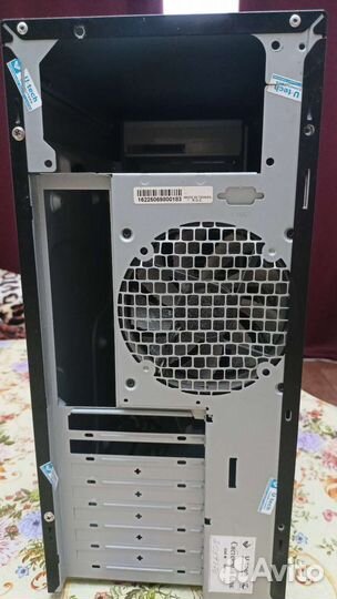 Корпус InWin EAR007