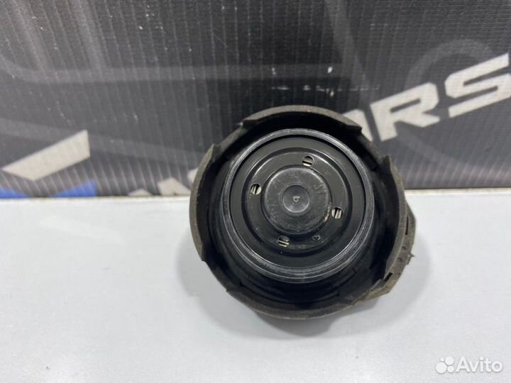 Пробка бензобака Audi A4 B7 BWE 2007