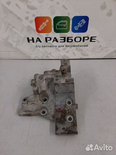 Термостат Nissan X-Trail T31 MR20