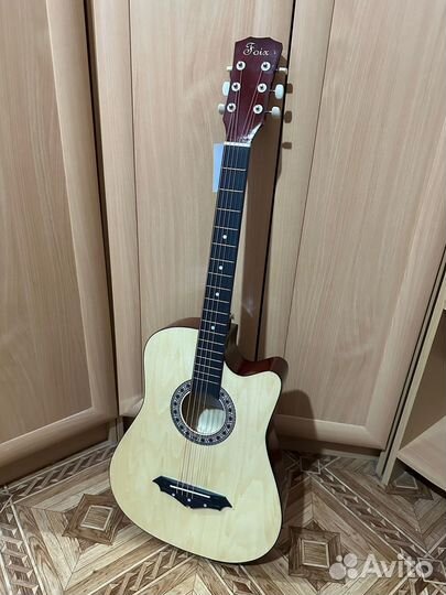 Новая акустическая гитара