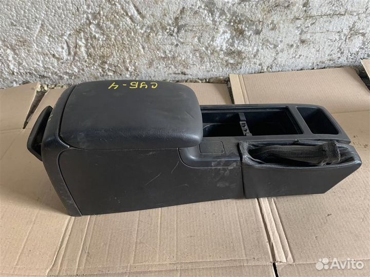 Бардачок subaru legacy BL5