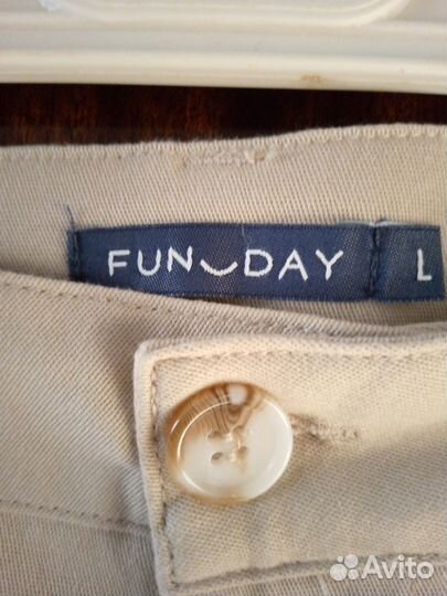 Шорты женские