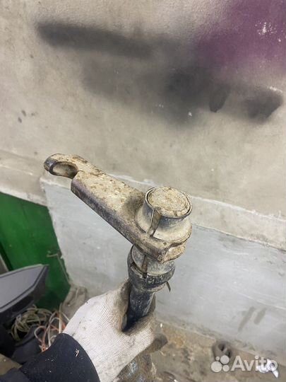 Торсион передний правый mitsubishi pajero 2 1996