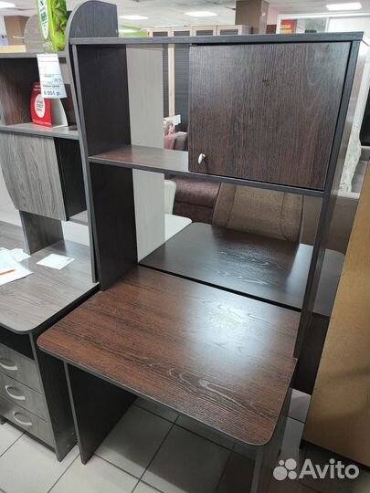 Стол компьютерный