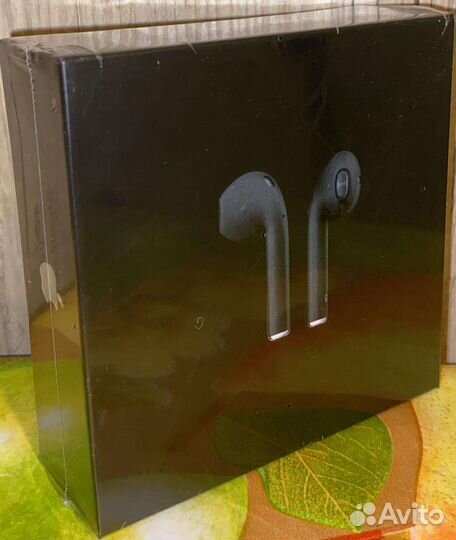 AirPods 2 в черном цвете