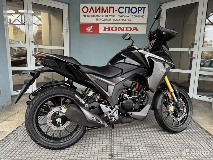 Honda CB200X
