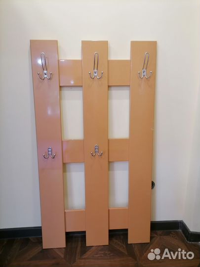 Вешалка в прихожую