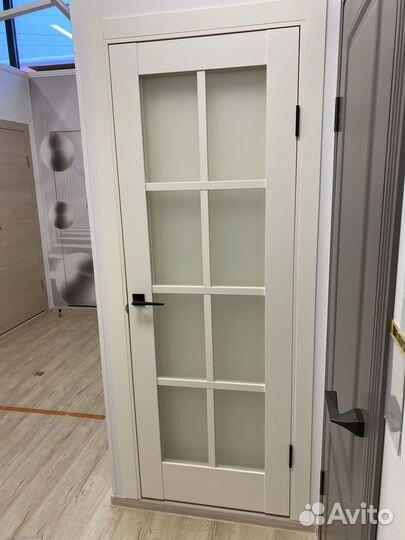 Двери межкомнатные со стеклом