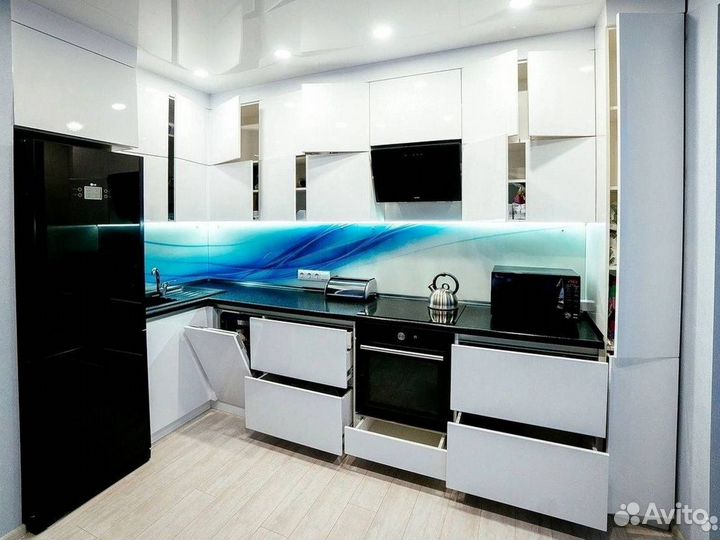 Кухонный гарнитур любой сложности