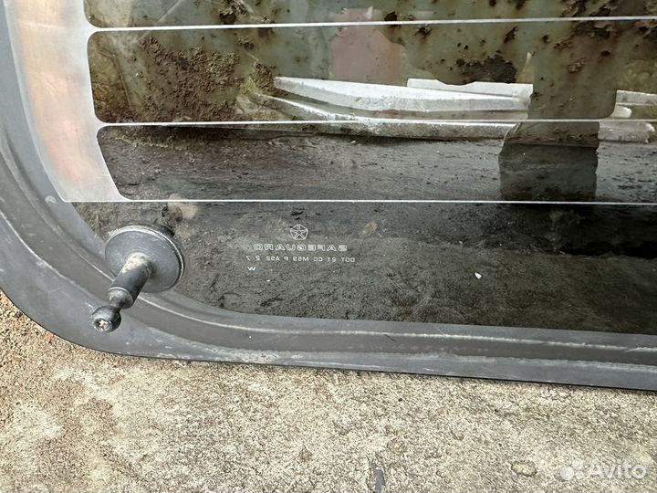 Стекло на дверь багажника рестайл, хлопушка ZJ, ZG