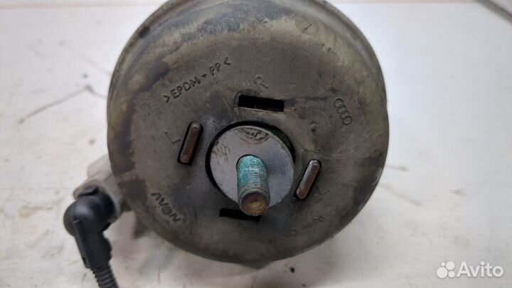 Подушка крепления двигателя Audi A6 (C6), 2009