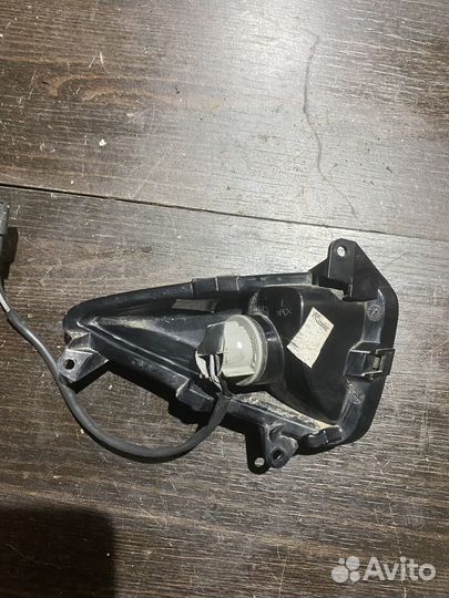 Левый поворотник для Honda CBF600S 04-07