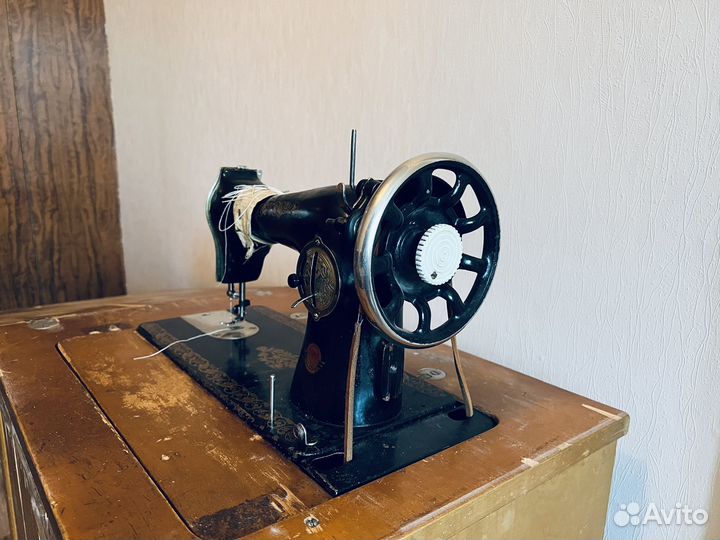 Швейная машинка пмз им. Калинина