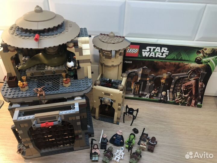 Lego Star Wars 75005 + 9516
