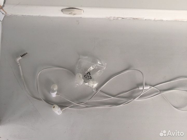 Наушники jbl проводные