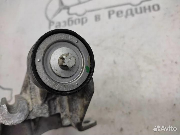 Кронштейн обводного ролика w118 CLA-class 282.9