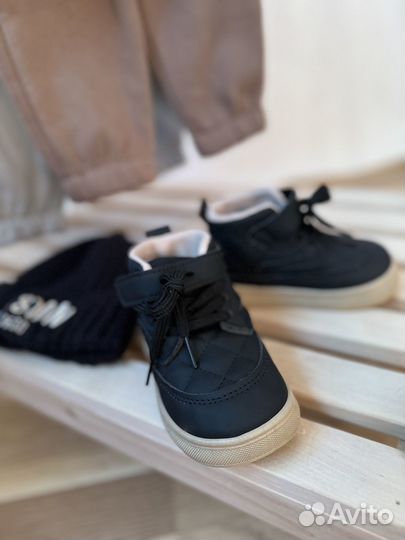 Ботинки детские новые 22,5 23 24 25
