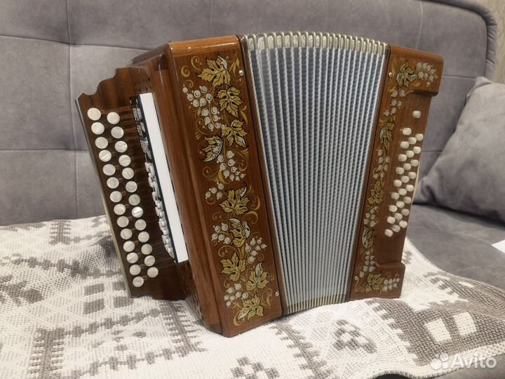 Гармонь с миди
